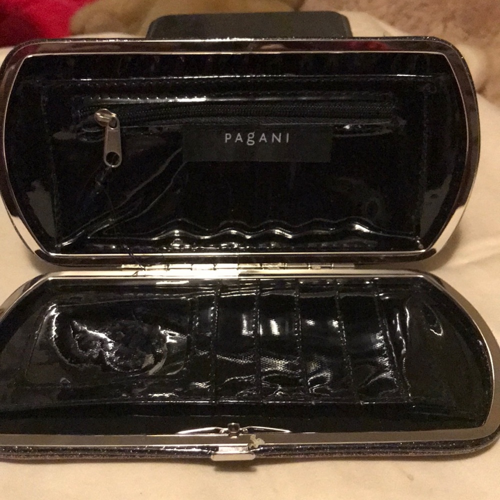 wallet - Picture 3 of 3